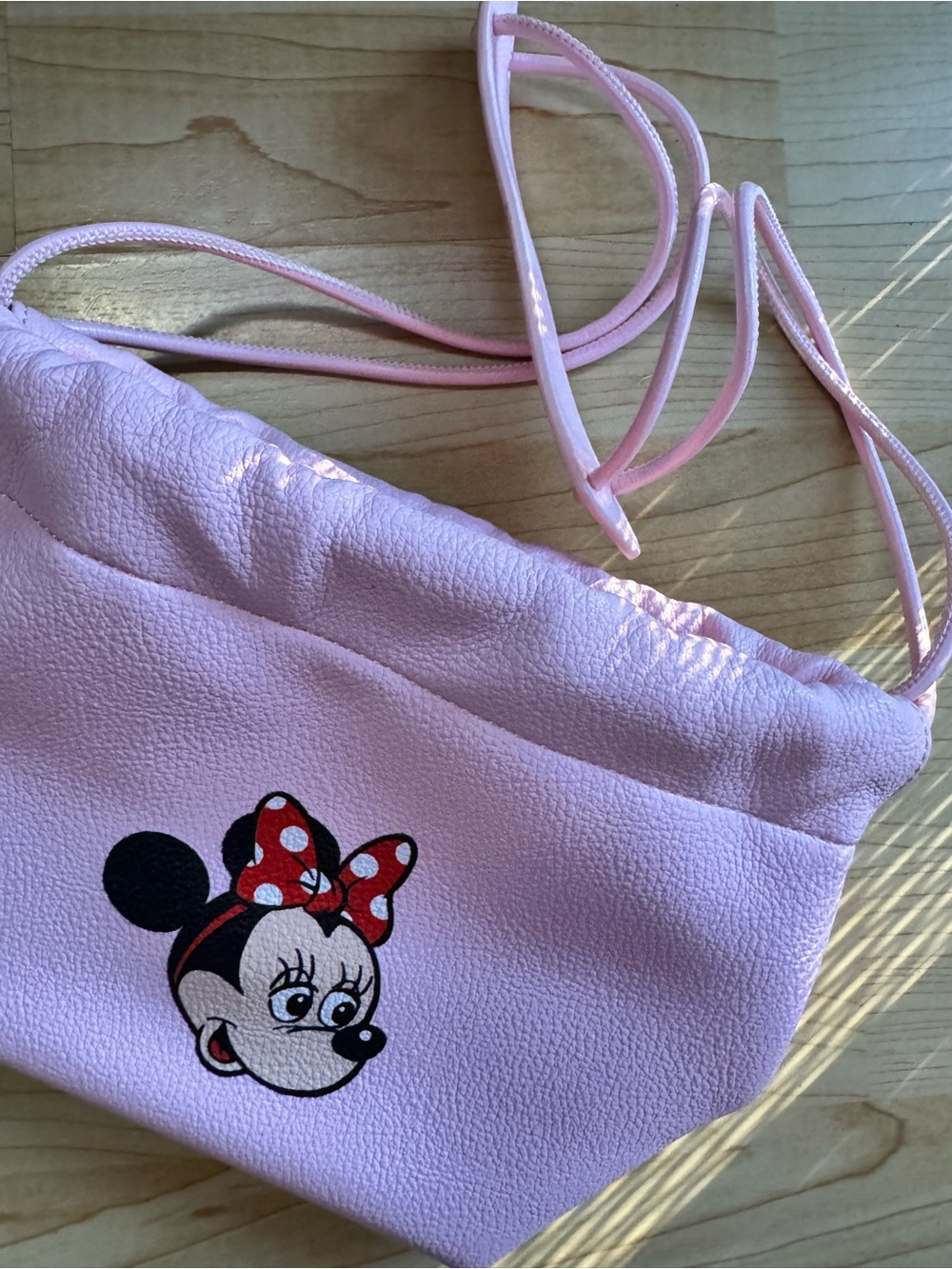 WCJ Minnie Mouse Drawstring Bag - Picture 2 of 6